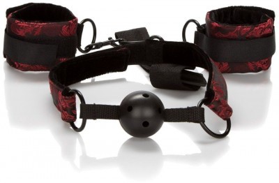 Кляп с наручниками Breathable Ball Gag With Cuffs